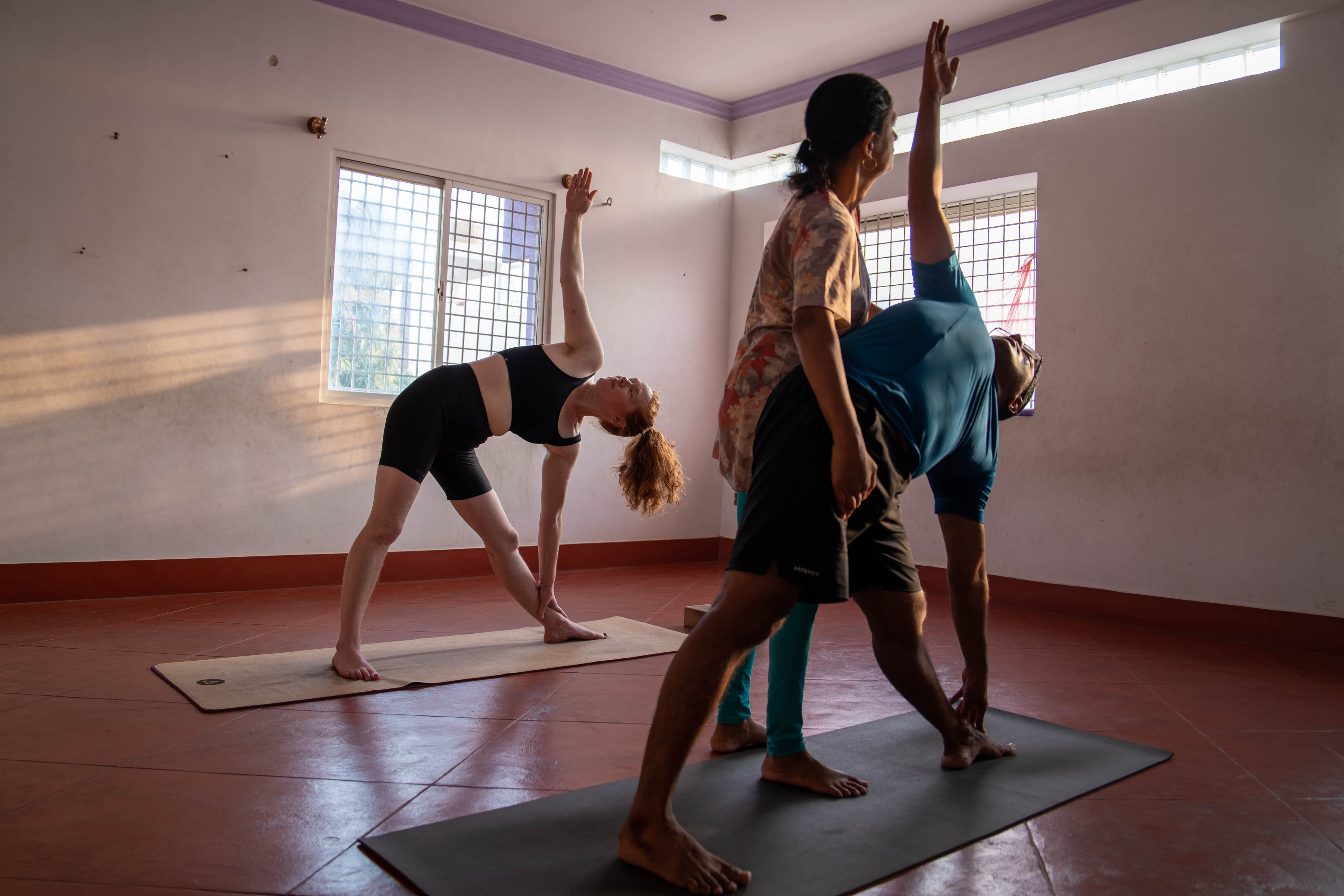 Trikonasana adjustment
